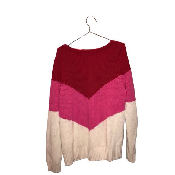 Crown & ivy Pink/White/Red chevron Sweater size XL - Picture 2 of 4